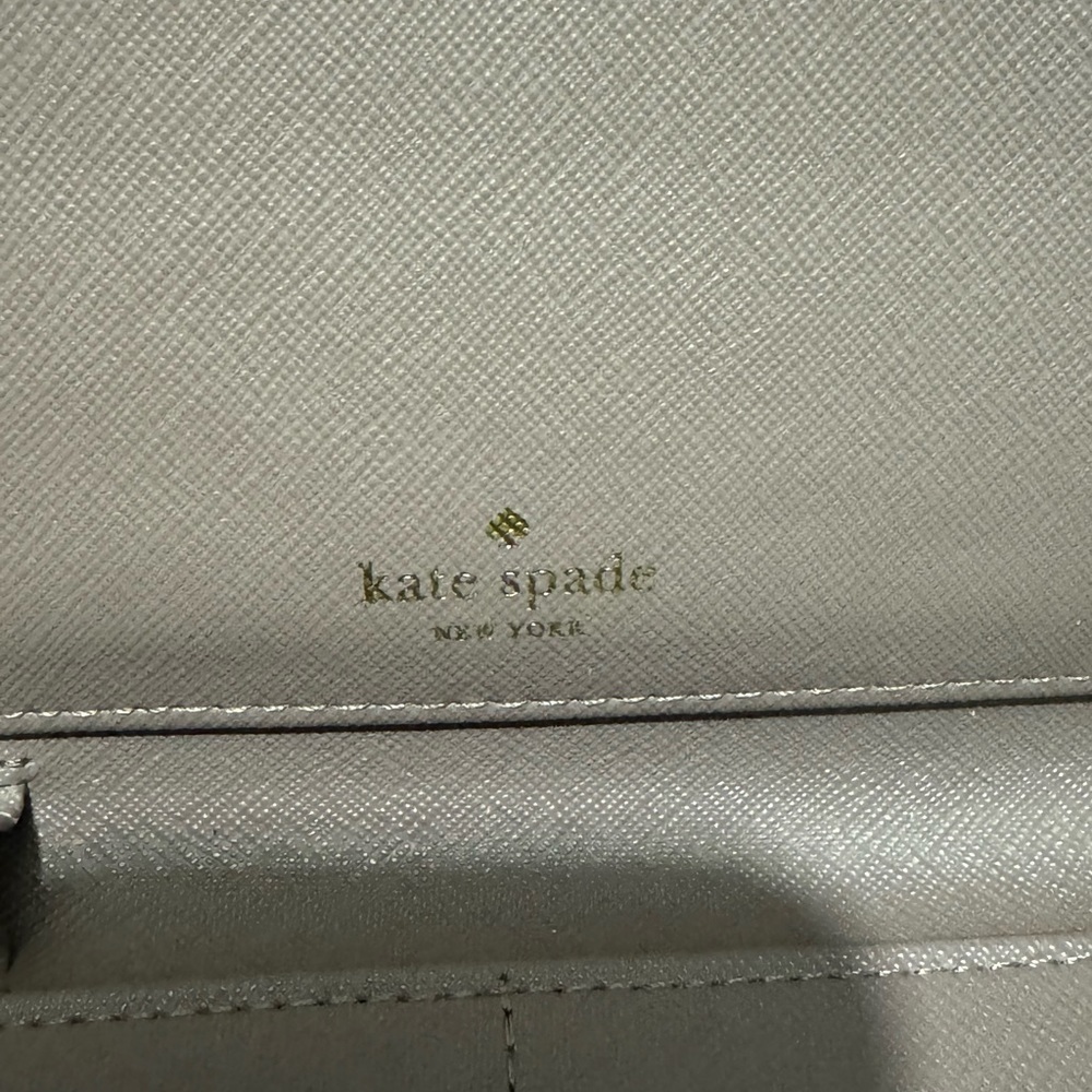 Kate Spade! - Picture 4 of 7
